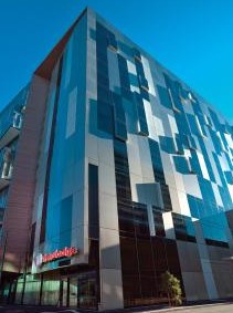 Travelodge Docklands - Accommodation 4U 3