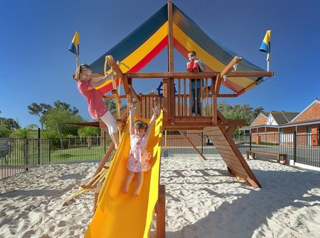 Comfort Inn And Suites Blazing Stump - Accommodation 4U 1