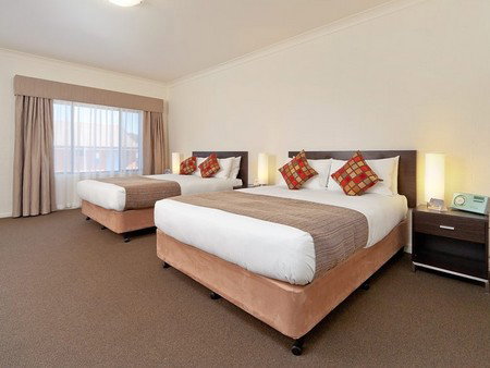 Comfort Inn And Suites Blazing Stump - Accommodation 4U 2