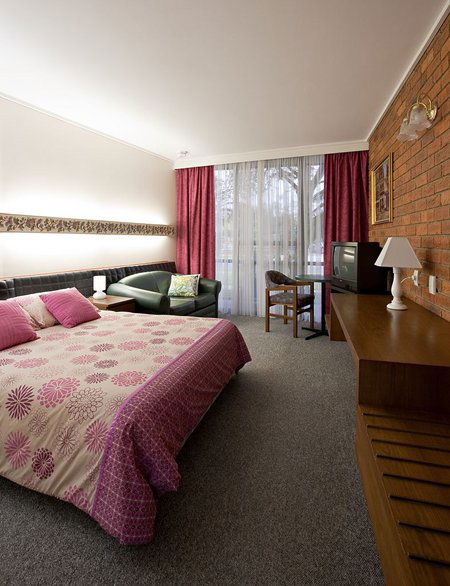 Connells Motel - Accommodation 4U 1