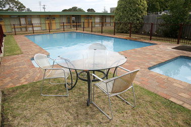 Midtown Motor Inn - Accommodation 4U 2