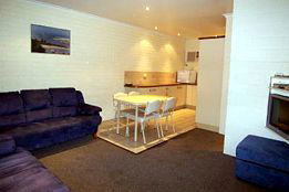 Allambi Holiday Apartments - Accommodation 4U 2