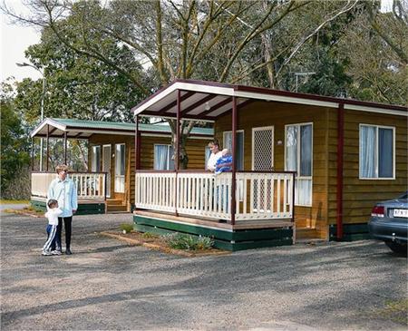Sale Motor Village - Accommodation 4U 0