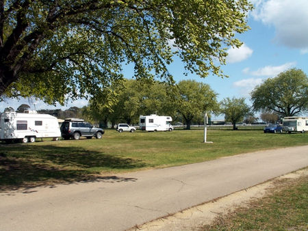 Sale Showground Caravan And Motorhome Park - Accommodation 4U 1