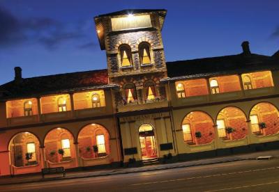 Vue Grand Hotel - Accommodation 4U 0