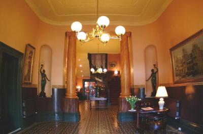 Vue Grand Hotel - Accommodation 4U 1