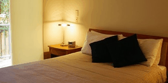 Sanctuary Lake Apartments - Accommodation 4U 1