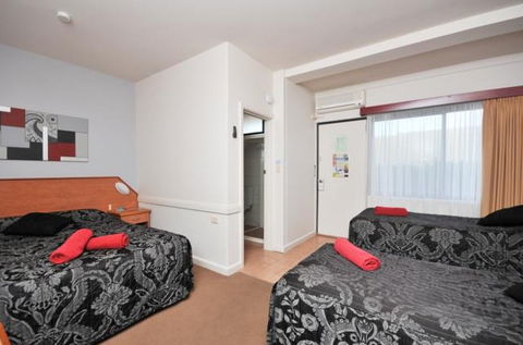 Barclay On View Motor Inn - Accommodation 4U 1