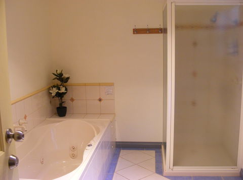 Belfast Cottages - Accommodation 4U 5