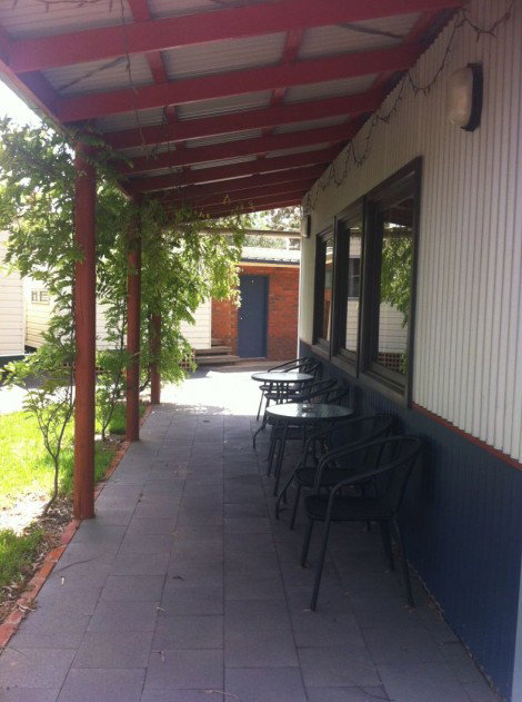 Golden Country Motel And Caravan Park - Accommodation 4U 4
