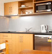 Swansea Beach Chalets - Accommodation 4U 0