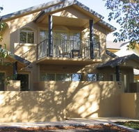 Falls Mountain Retreat - Accommodation 4U