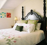 Springfield Guest Cottages - Accommodation 4U