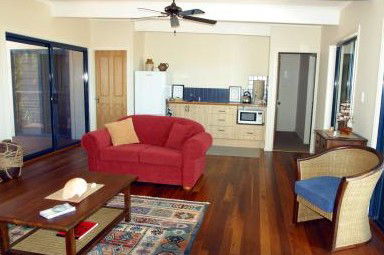 Club Yamba Luxury Villas - Accommodation 4U 1