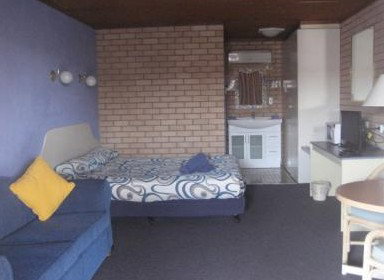 Cameo Inn Motel - Accommodation 4U 1