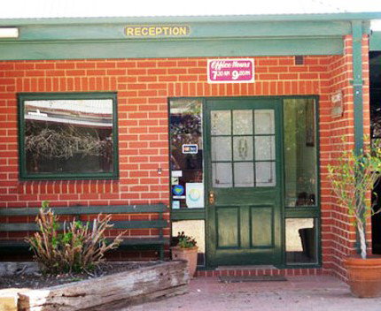 Central Motor Inn Wentworth - Accommodation 4U 4