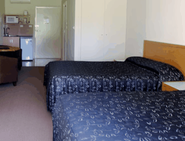 Tocumwal Golf Resort - Accommodation 4U 1