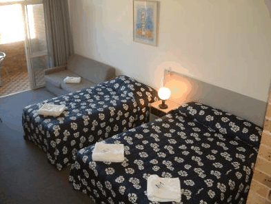 Next Seabreeze Beach Hotel - Accommodation 4U 0
