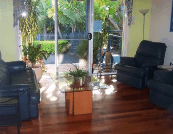 Azura Beach House B&B - Accommodation 4U 4