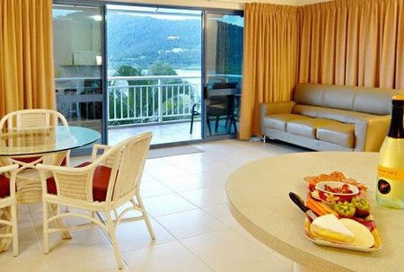 Coral Sea Vista Apartments - Accommodation 4U 4