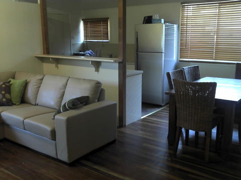 Beach Units Tannum Sands - Accommodation 4U 6