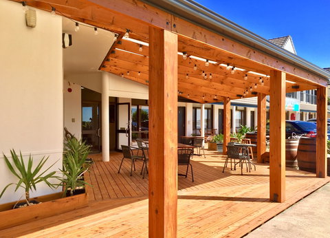 COAST Motel And Apartments - Accommodation 4U 3