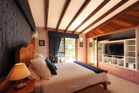 Rooftops Bed & Breakfast - Accommodation 4U 3