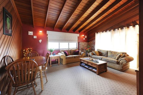 Rooftops Bed & Breakfast - Accommodation 4U 11