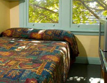 Highfield Private Hotel - Accommodation 4U 1
