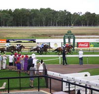 Pinjarra Race Club - Accommodation 4U