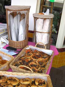 Kalamunda Farmers Market - Accommodation 4U 0