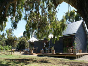 No. 58 Cellar Door & Gallery - Accommodation 4U 0