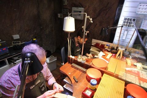 Unique Opal And Diamond Mine  - The Underground Opal Mine - Accommodation 4U 0