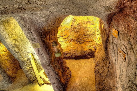 Unique Opal And Diamond Mine  - The Underground Opal Mine - Accommodation 4U 4