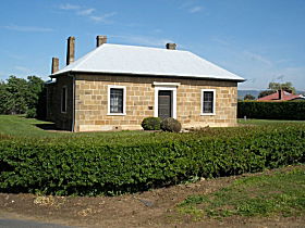 Oatlands Court House - Accommodation 4U 0