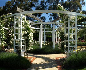 Old Parliament House Gardens - Accommodation 4U 0