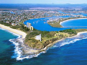 Point Cartwright - Accommodation 4U 0