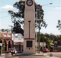 Goomeri War Memorial Clock - Accommodation 4U