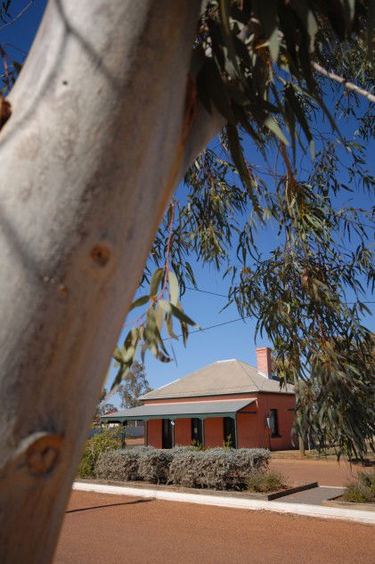 Leahy Historical House - Accommodation 4U 10