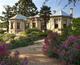 Buda Historic Home & Garden - Accommodation 4U 0