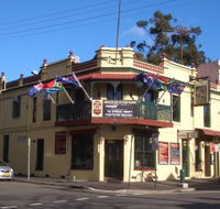 The Nags Head Hotel - Accommodation 4U