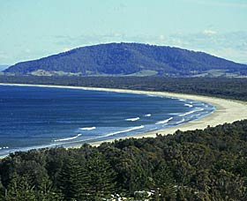 Sir Charles Kingsford Smith Memorial And Lookout - Accommodation 4U 0