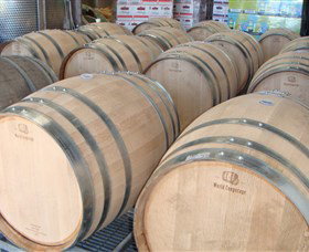 Diamond Creek Estate Cellar Door - Accommodation 4U 1