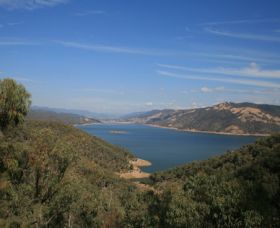 Burrinjuck Dam - Accommodation 4U 0