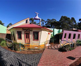 A Maze'N Things - Accommodation 4U 0