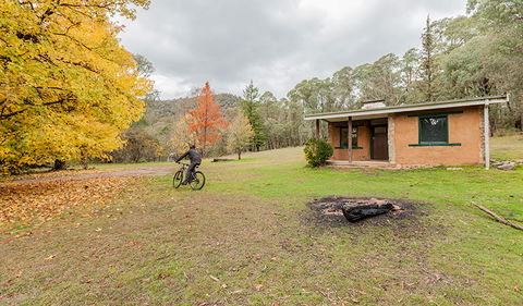 Major Clews Hut Walking Track - Accommodation 4U 1