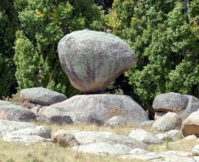 Balancing Rock - Accommodation 4U 0
