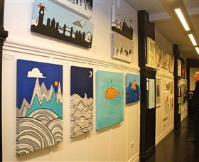 Bondi Art Lounge - Accommodation 4U 2