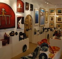 Articles Fine Art Gallery - Accommodation 4U