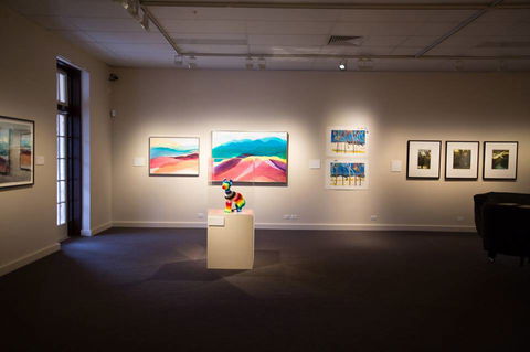 Perc Tucker Regional Gallery - Accommodation 4U 5